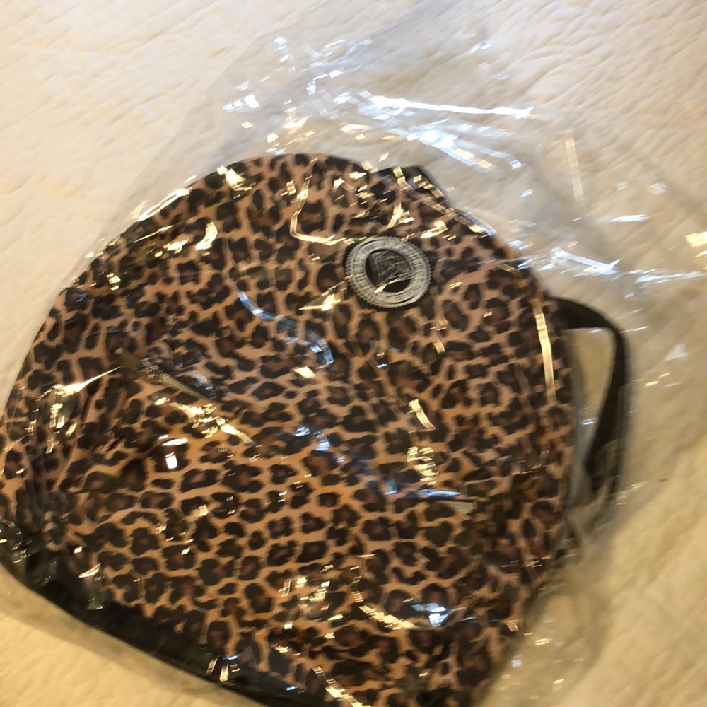 Leopard backpack - Picture 9 of 9